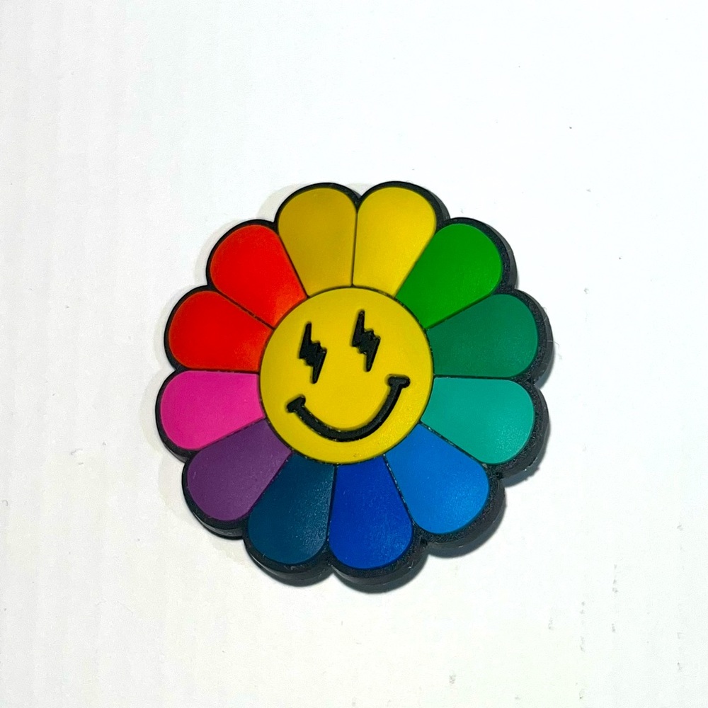 NWOT Rainbow Flower Croc Jibbitz